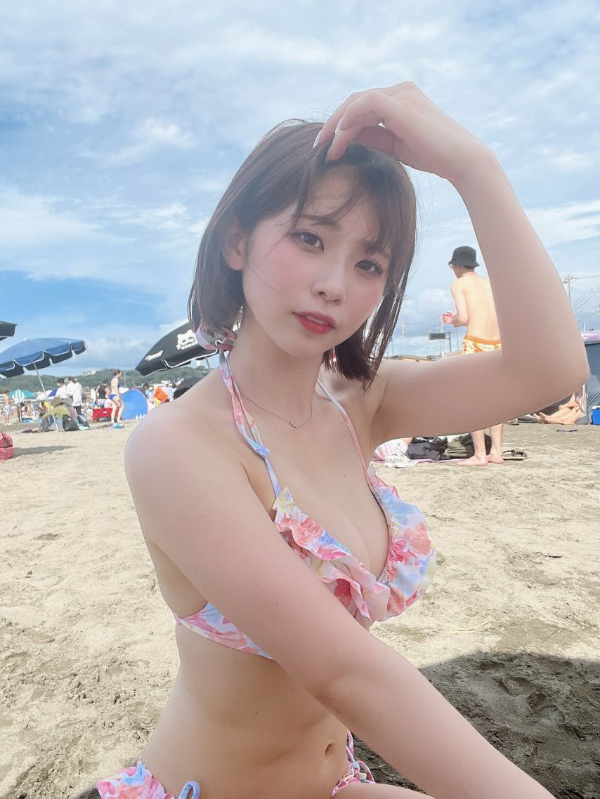 풀발기를 유발하는 스시녀