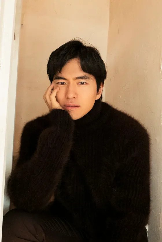 42세 이진욱 정도면 20대 존예녀 꼬시기 가능?