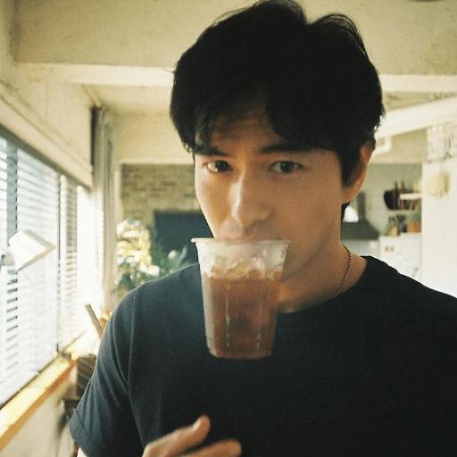 42세 이진욱 정도면 20대 존예녀 꼬시기 가능?