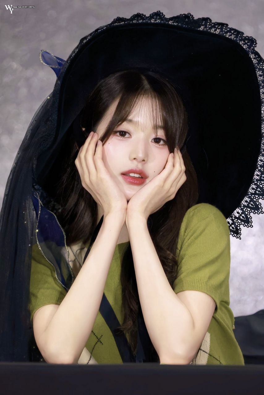 장원영 (아이브)