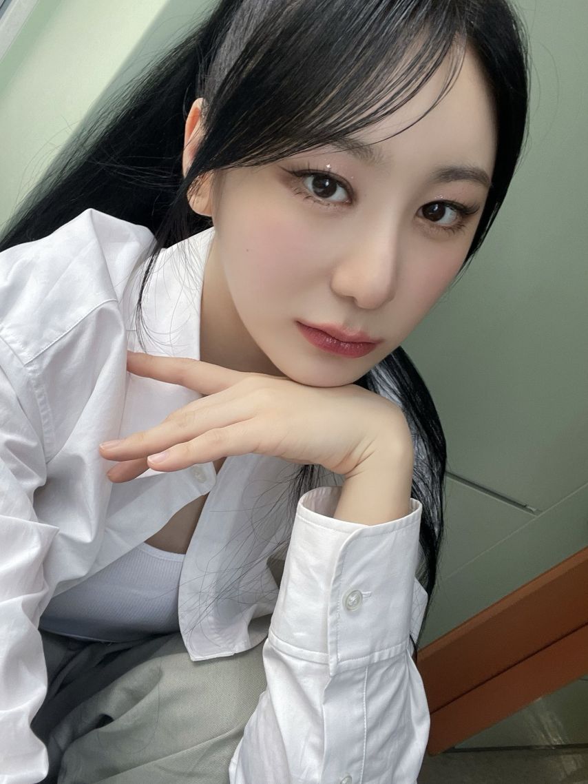 이채연