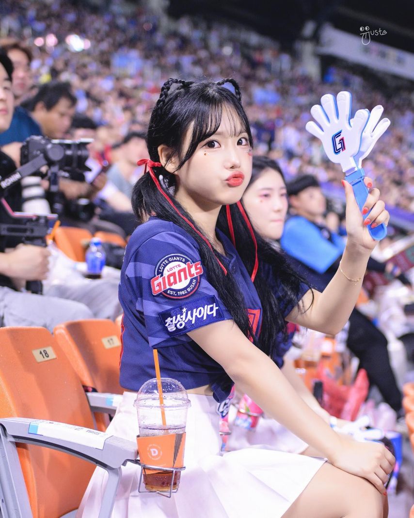 최홍라 인스타