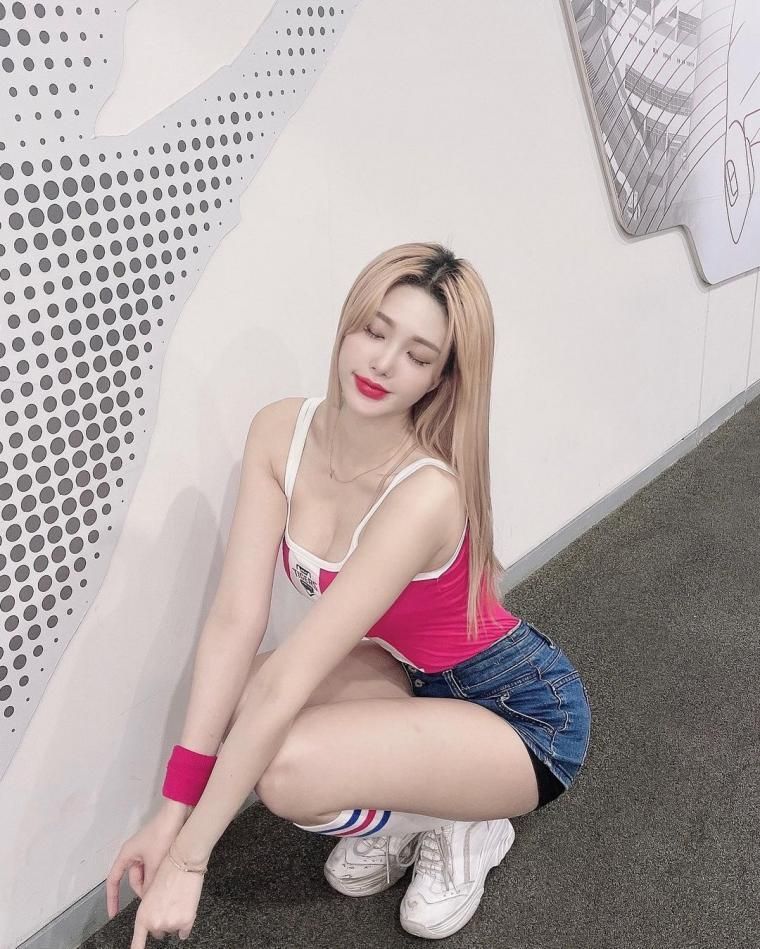 김현지 인스타.jpg