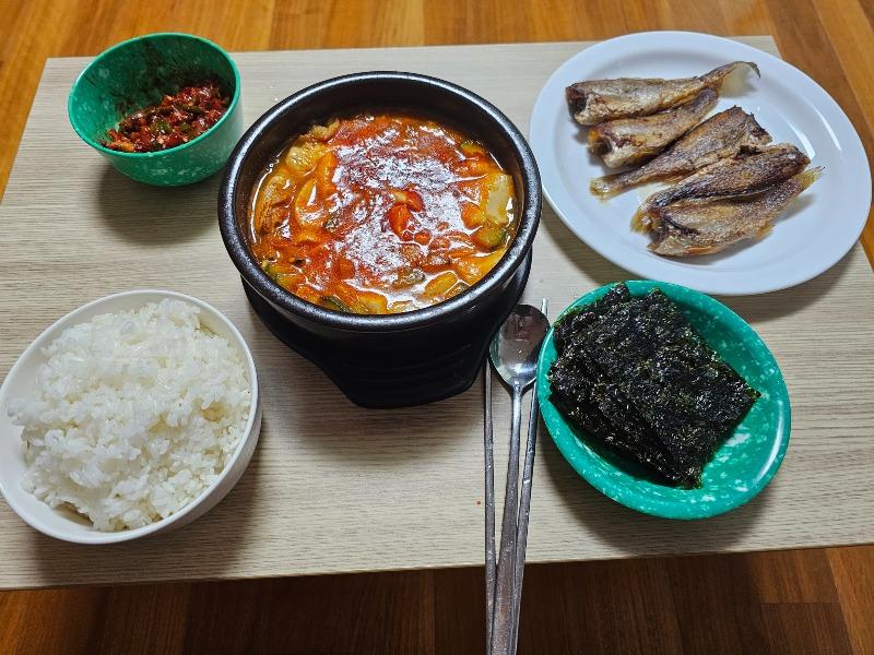 보배 아재의 독거 중년 밥상