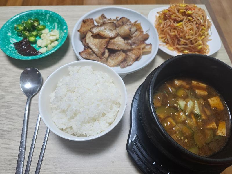 보배 아재의 독거 중년 밥상