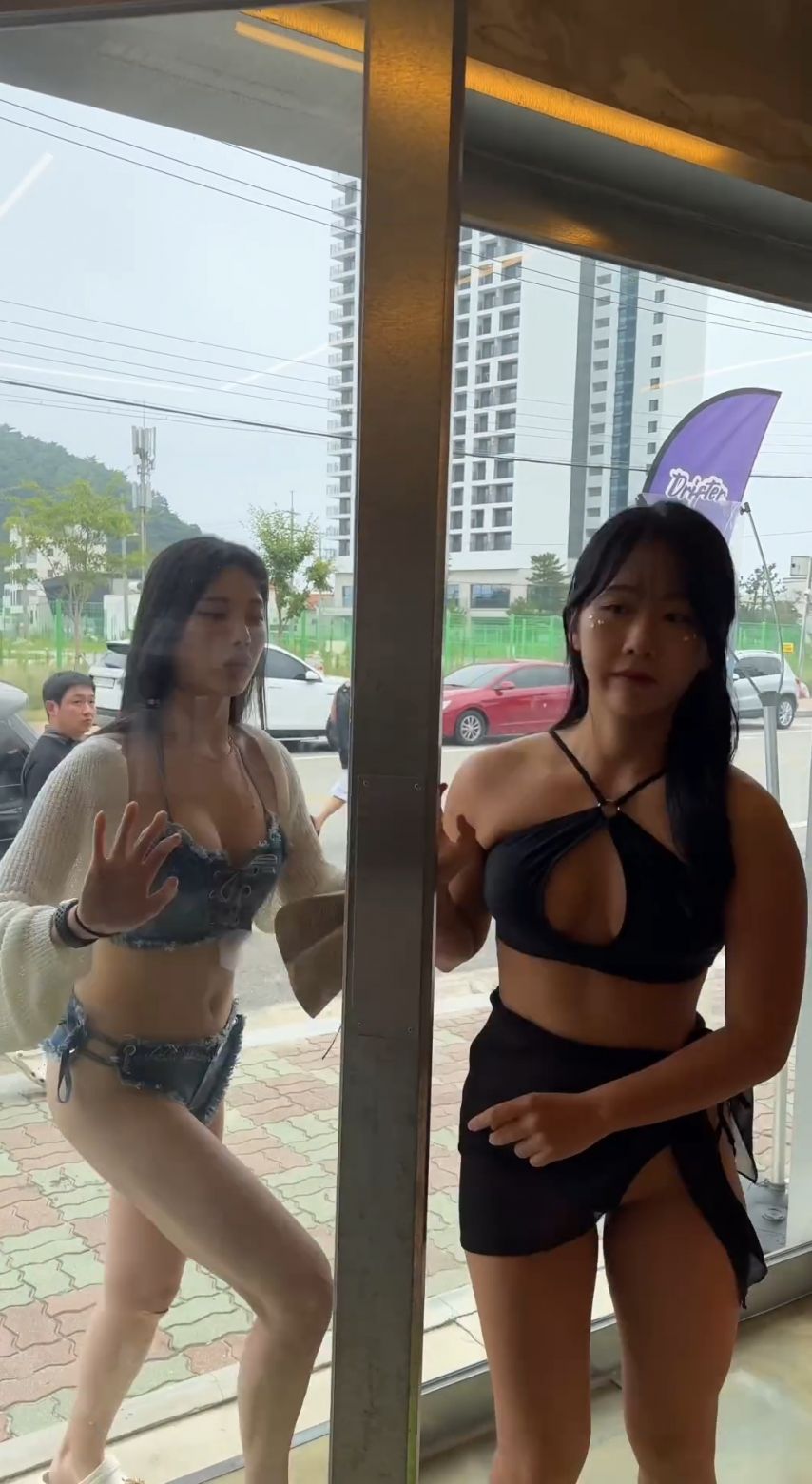 양양 카페 가면 흔한 풍경