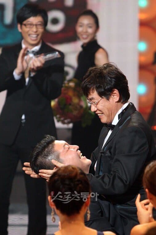 싱글벙글 참수