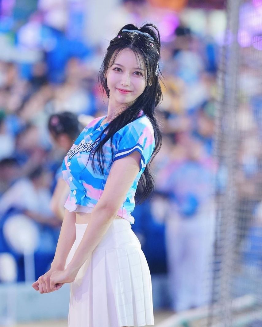 열일하는 이아영.jpg