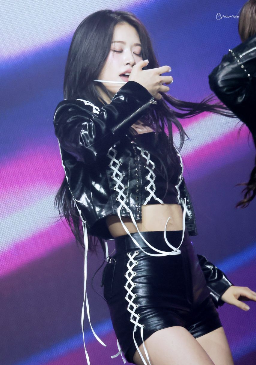 아이브 안유진