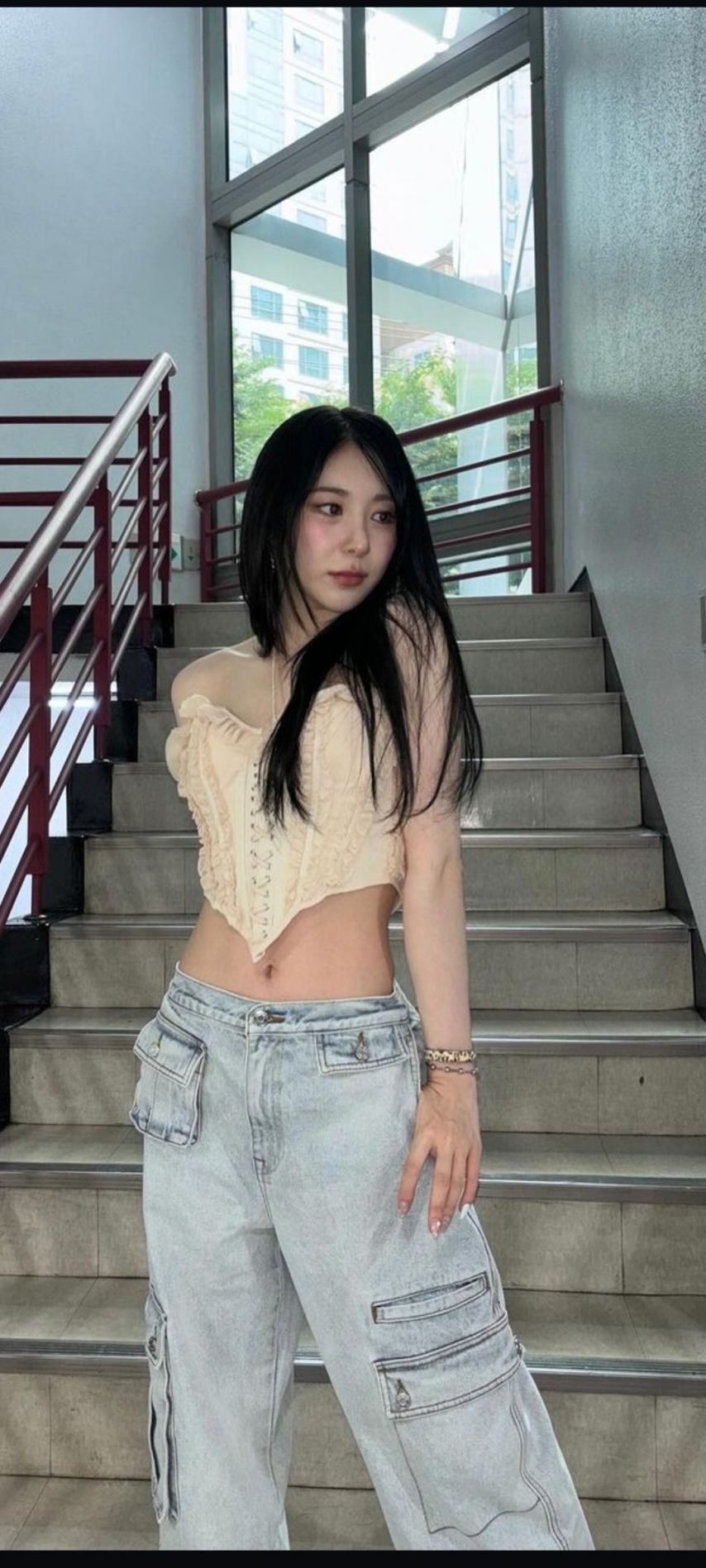 이채연