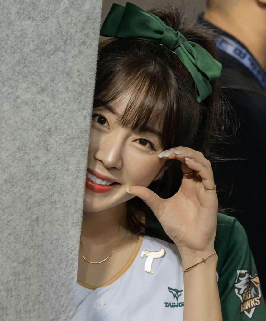안지현