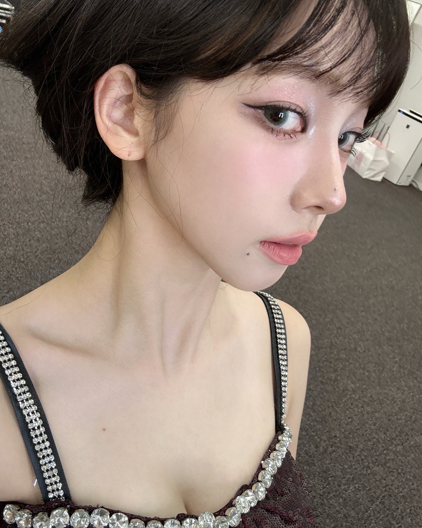 에스파 카리나 본인이 윗각도로 찍은 셀카모음