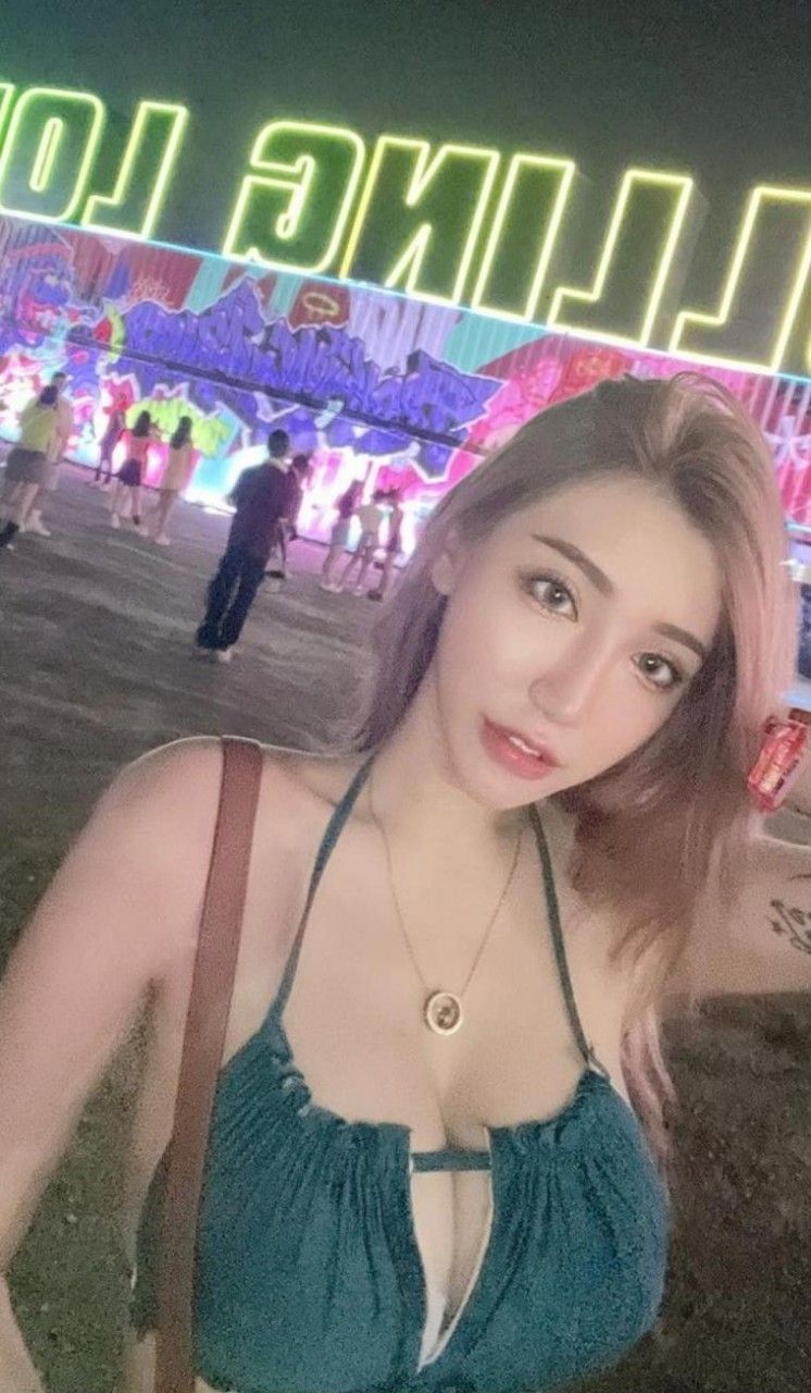 모델  Xin.yunnnnnn.jpg