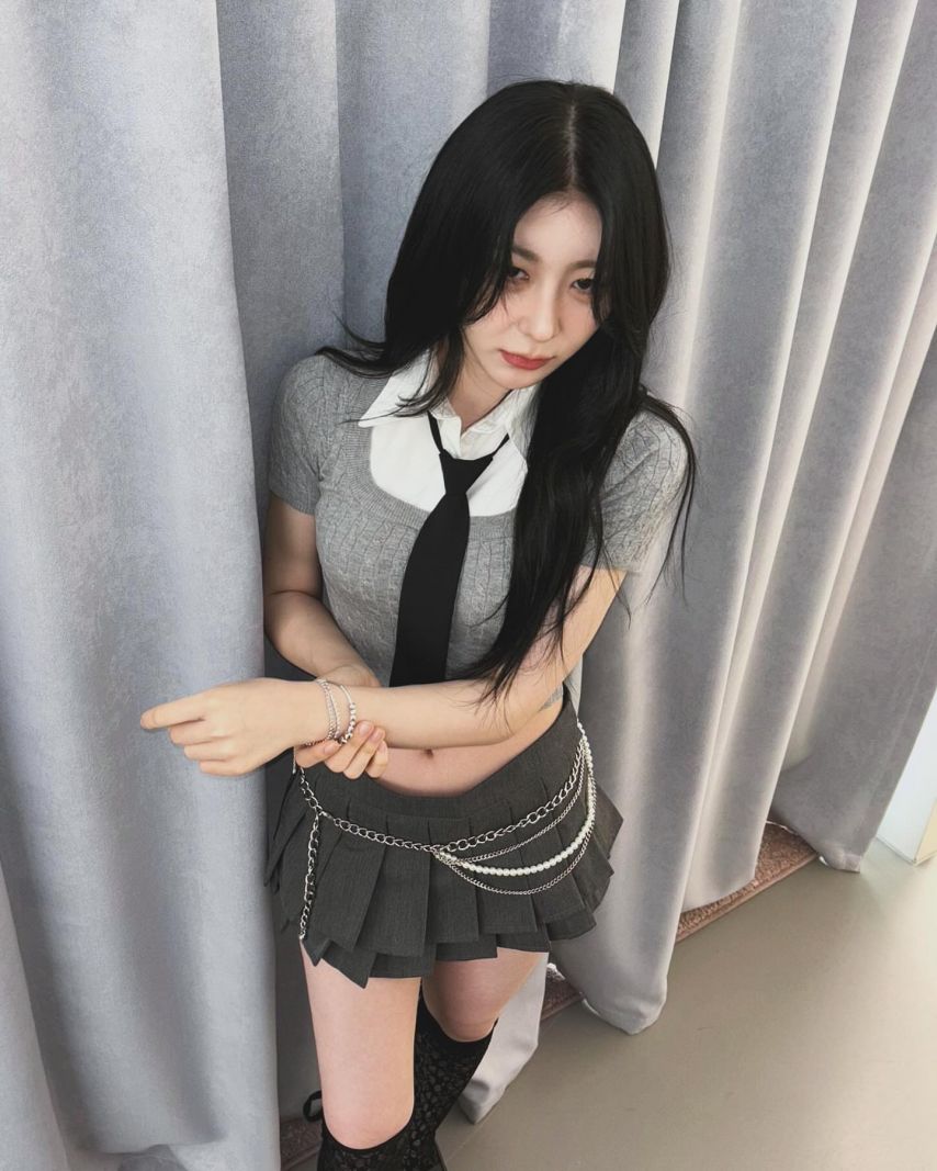 이채연