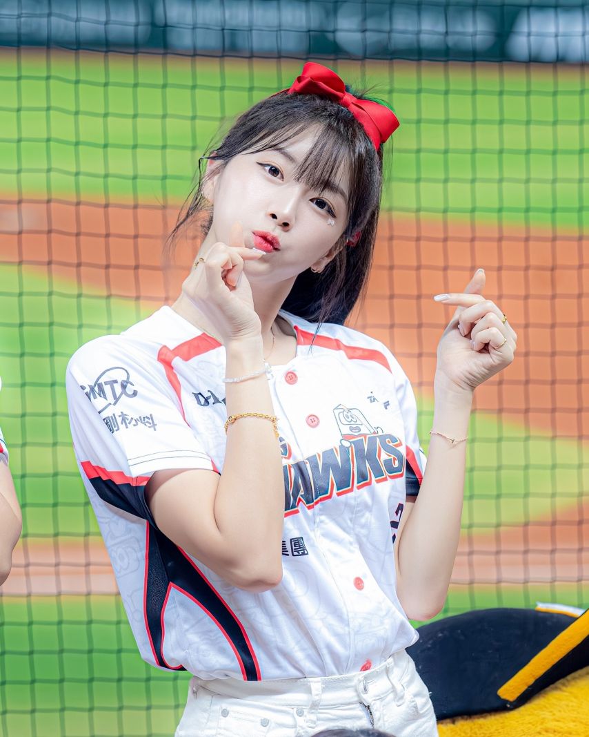 안지현