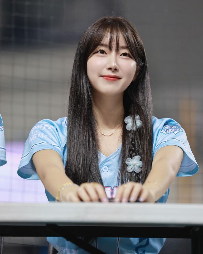 안지현