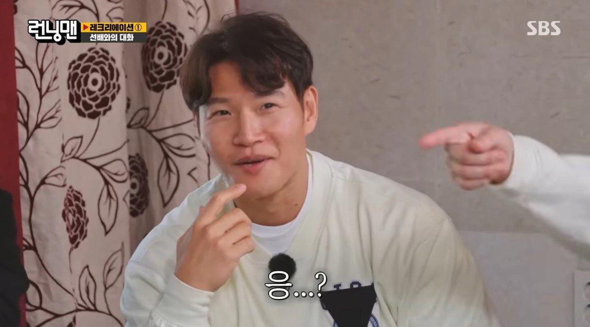 40대 노총각의 하루일과듣고 눈물흘리는 여배우