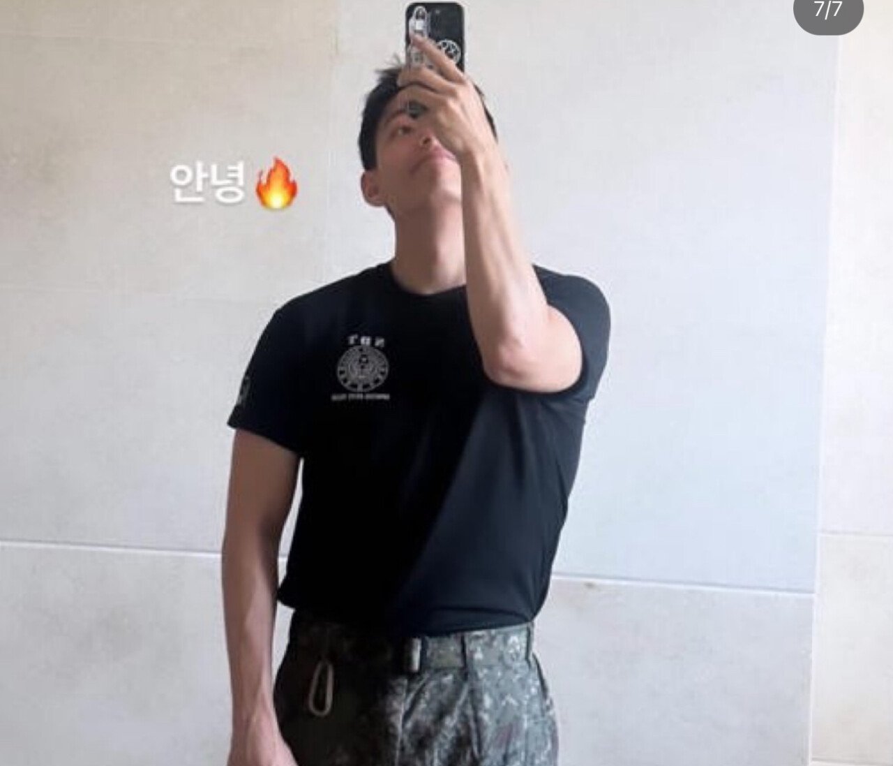입대 후 벌크업한 최근 BTS 뷔 ㄷㄷ
