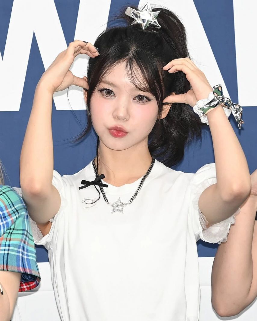 ILLIT(아일릿) 모카