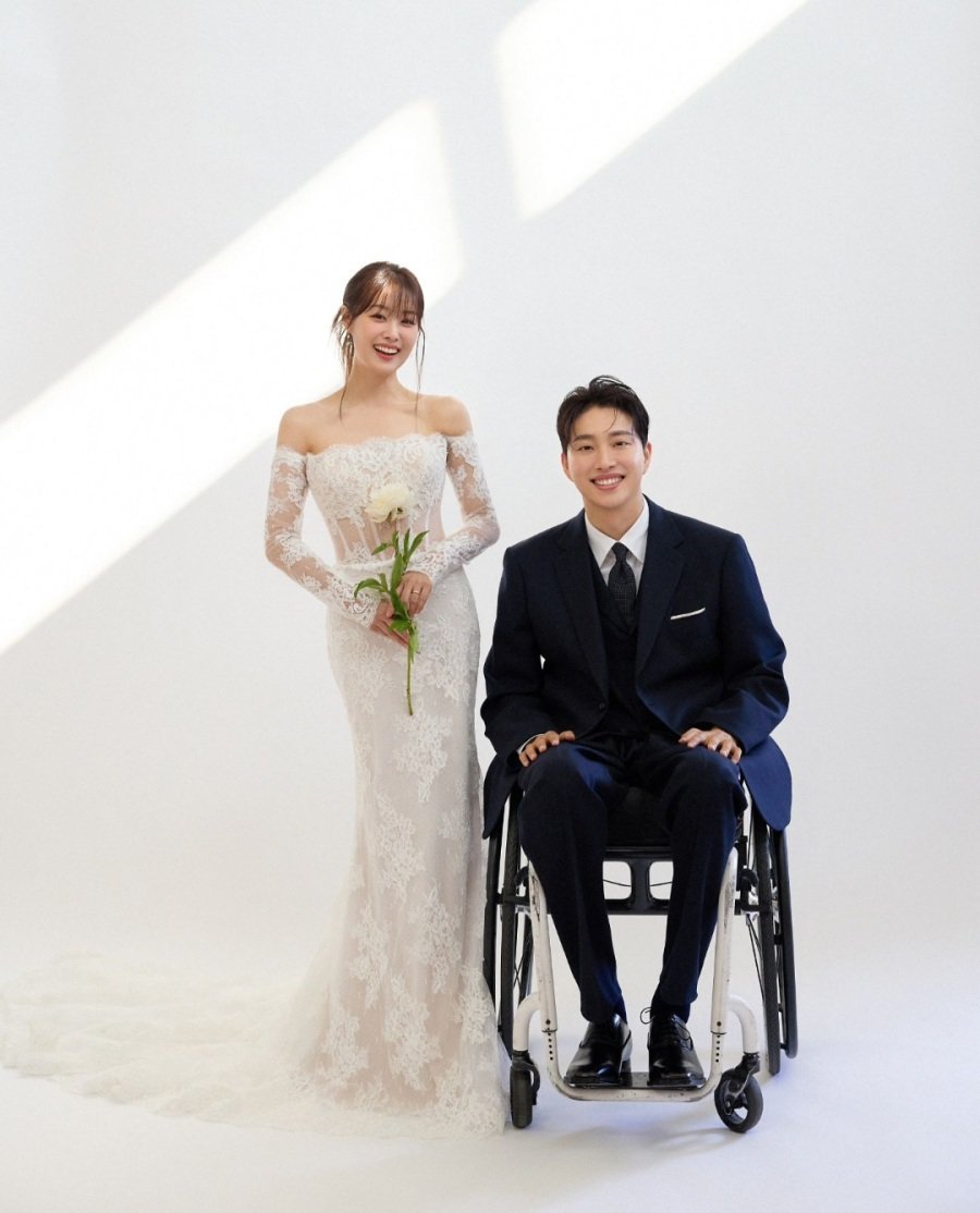 시크릿 송지은 웨딩사진