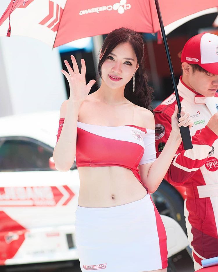 레이싱모델 민하나