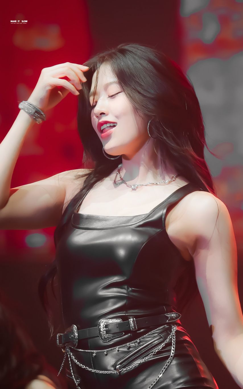 아이브 안유진