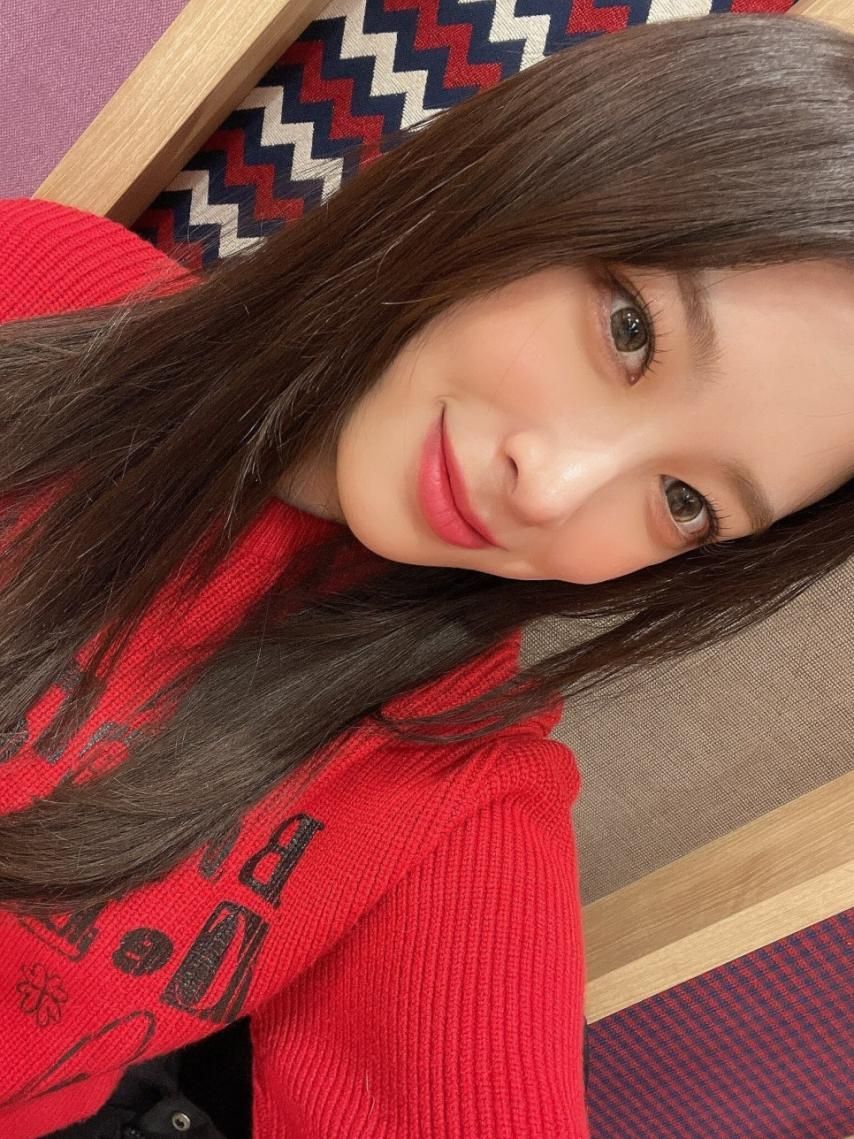 로켓펀치 윤경
