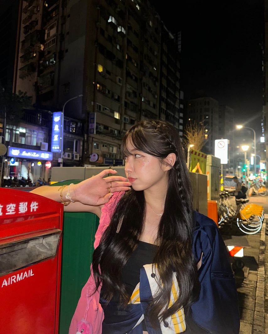 안지현