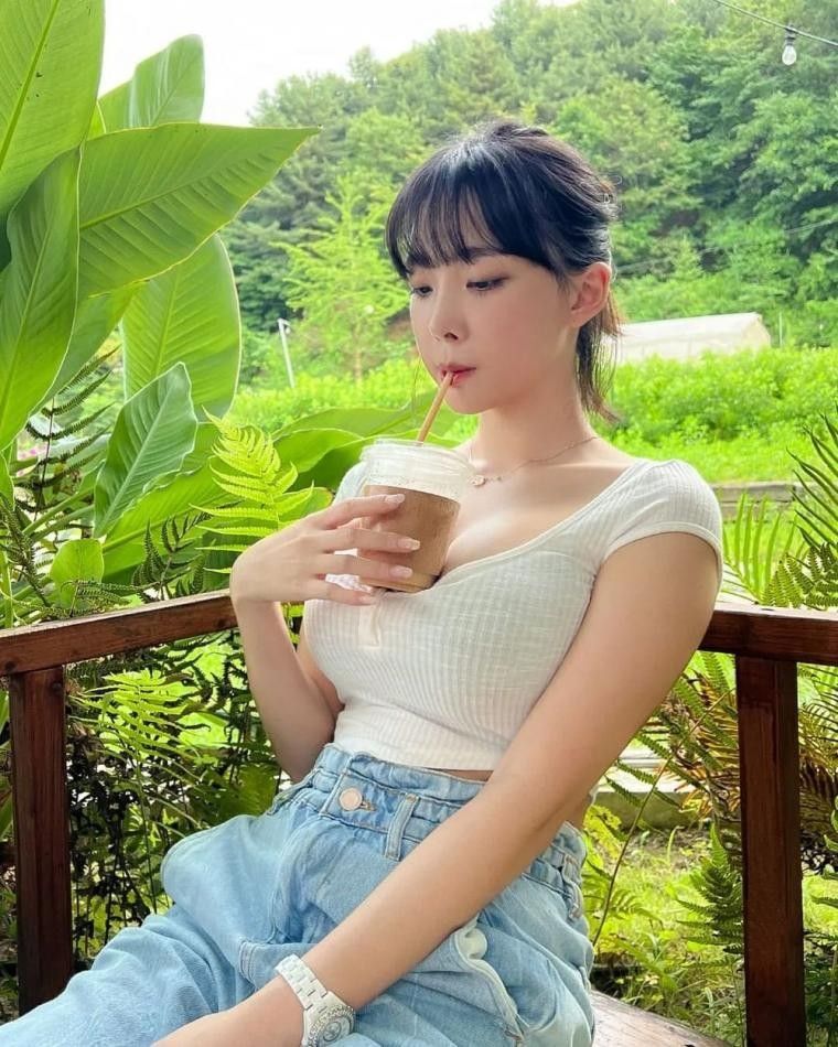 강인경.jpg
