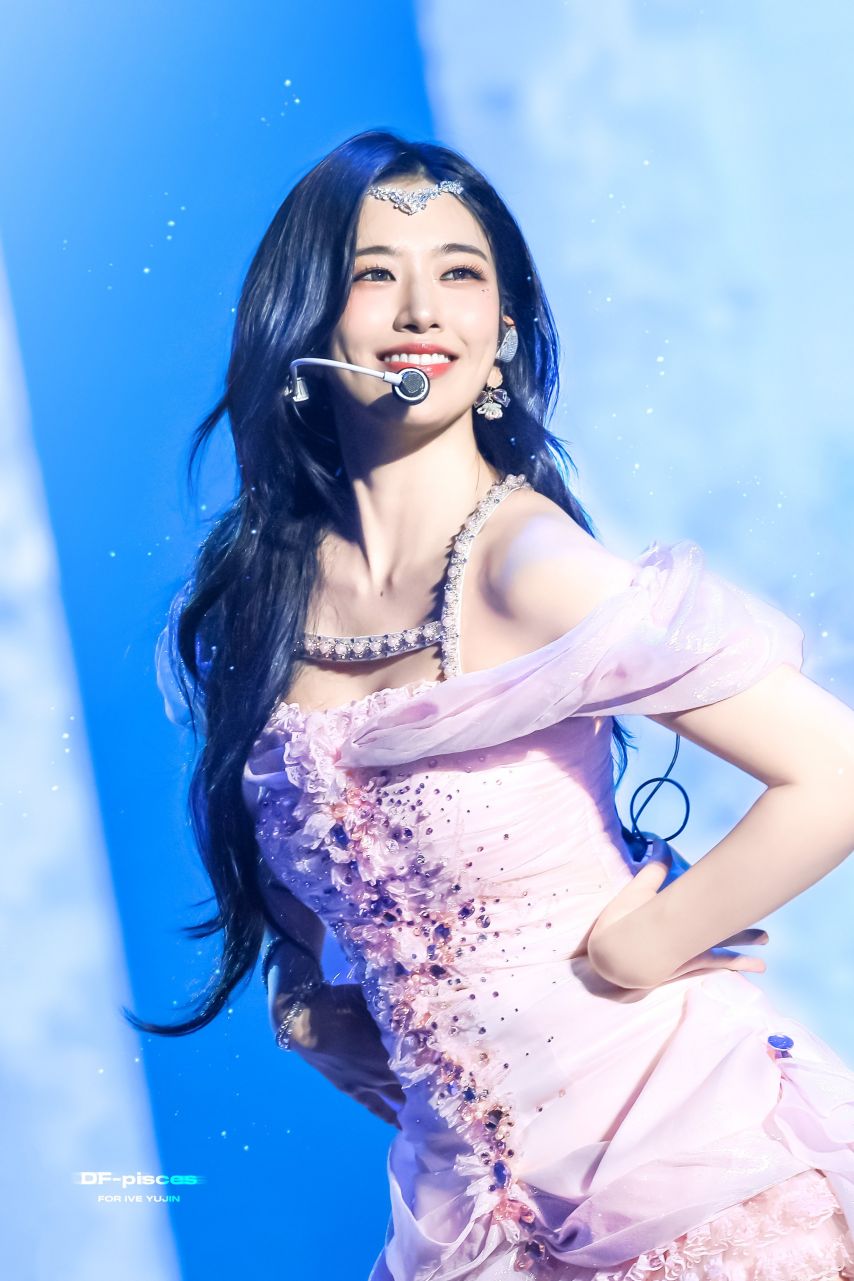 안유진 (아이브)