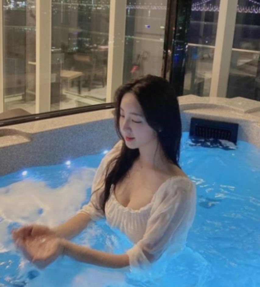 안지현 & 심유이.jpg