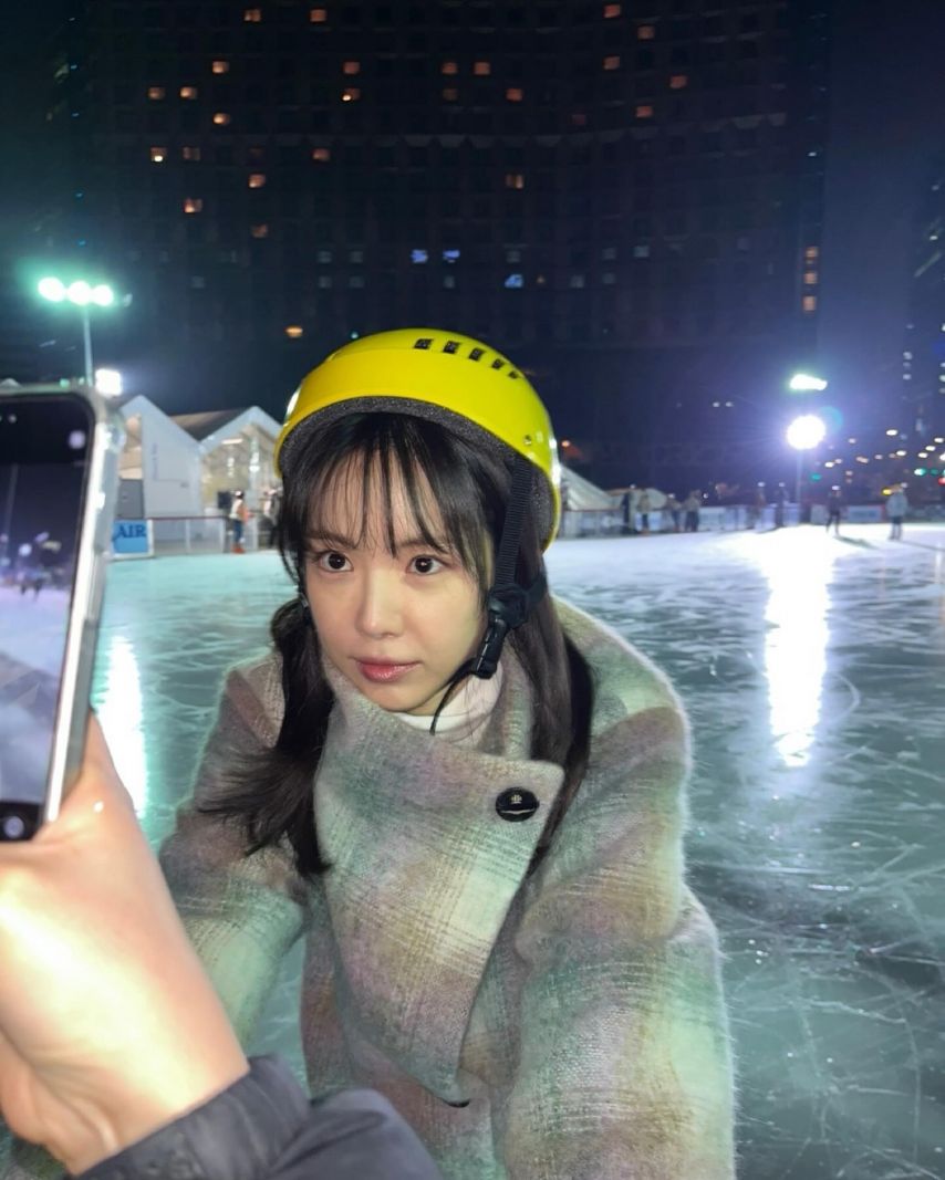 손나은 SNS