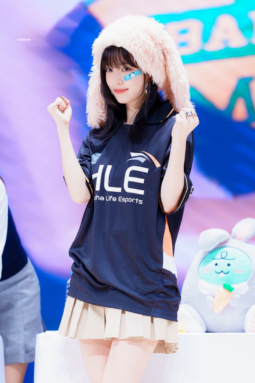 프로미스나인 이채영