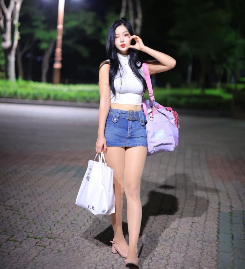 기아 치어리더 유세리 청치마 사복패션.jpg