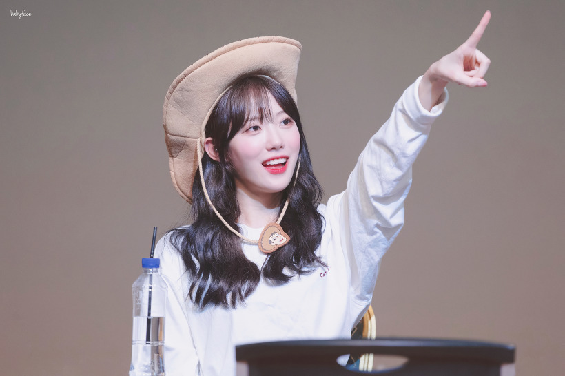 우주소녀 루다