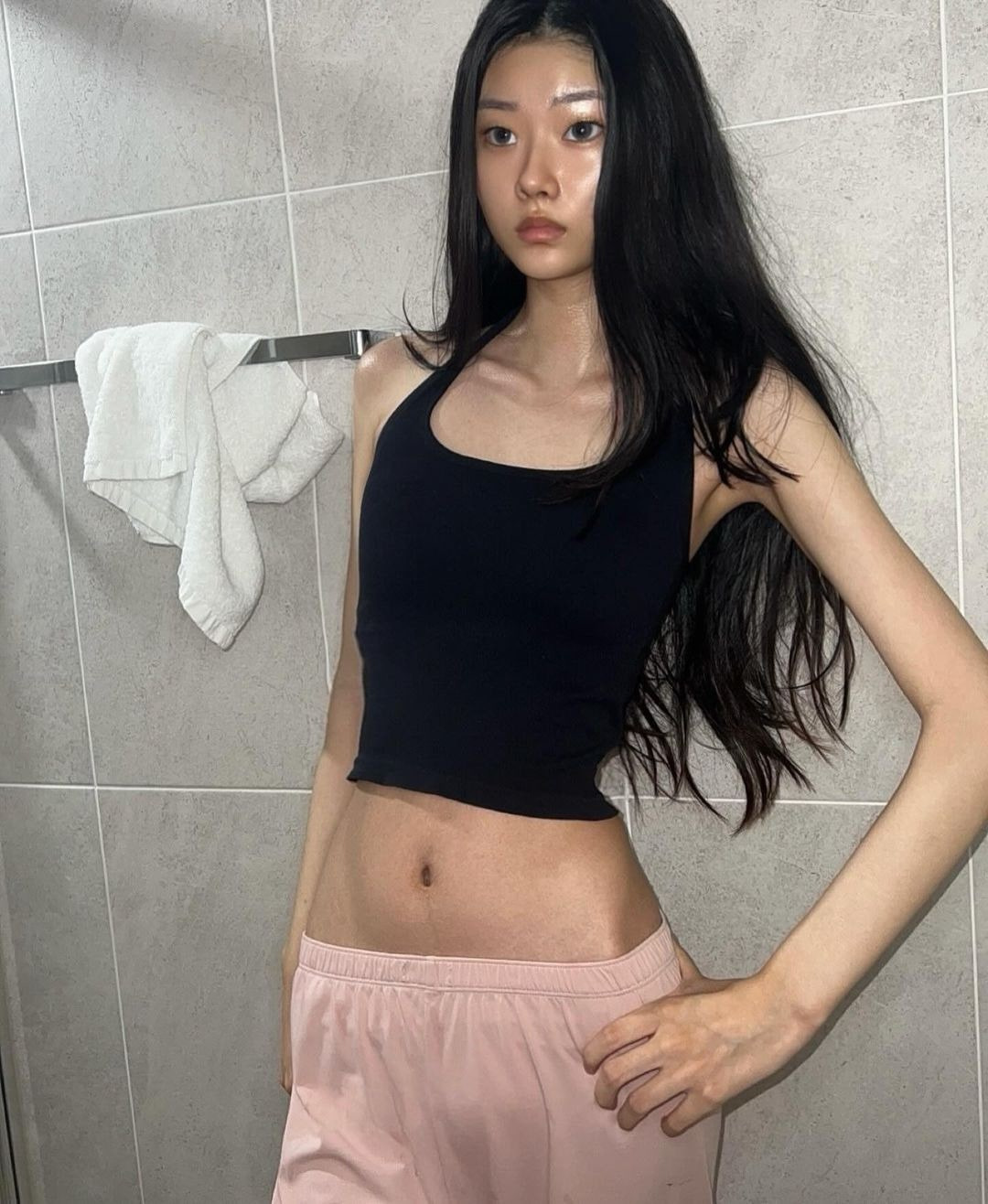 15살 179cm 중학생 신인 여자모델 오평화.gif
