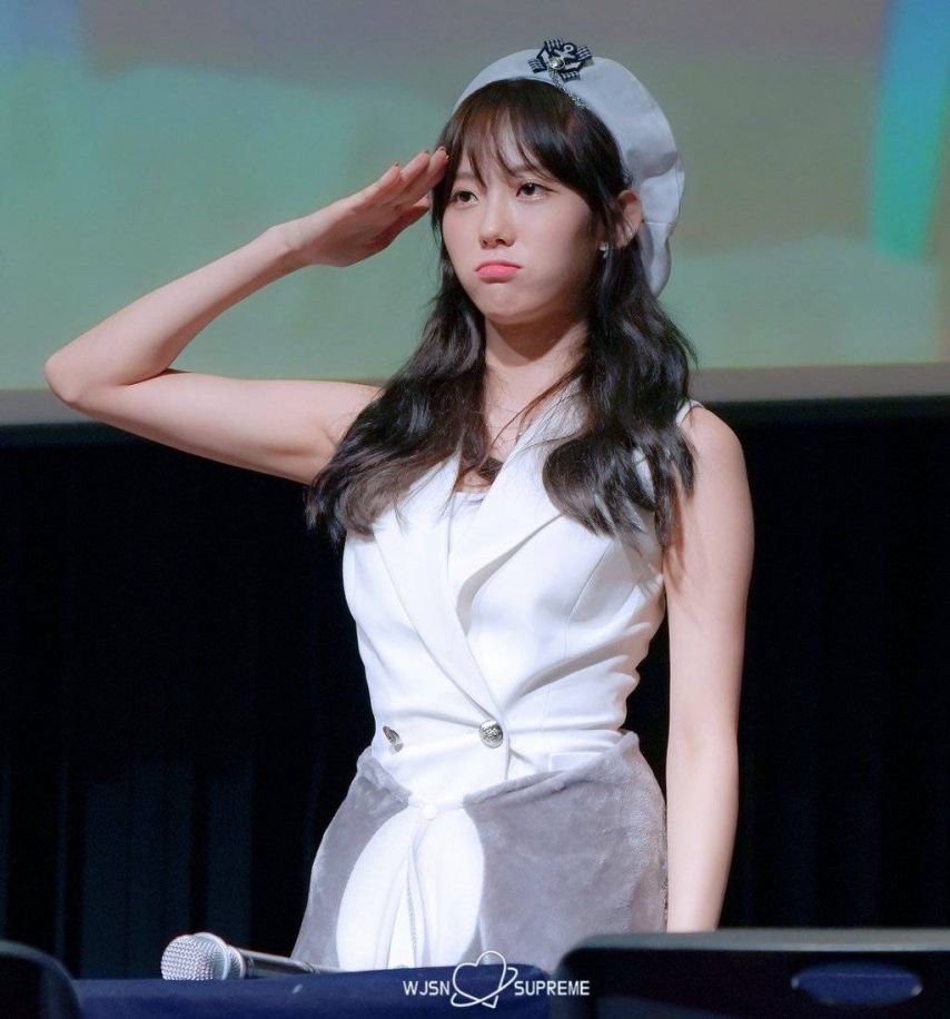 우주소녀 루다