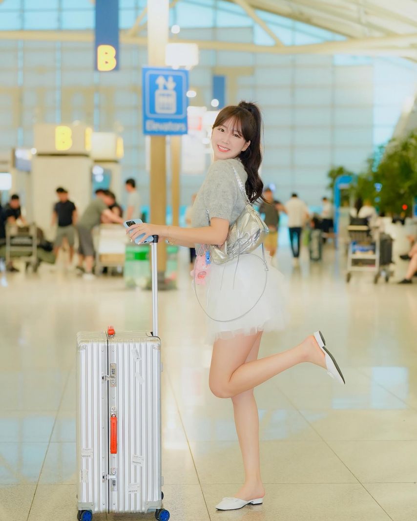안지현