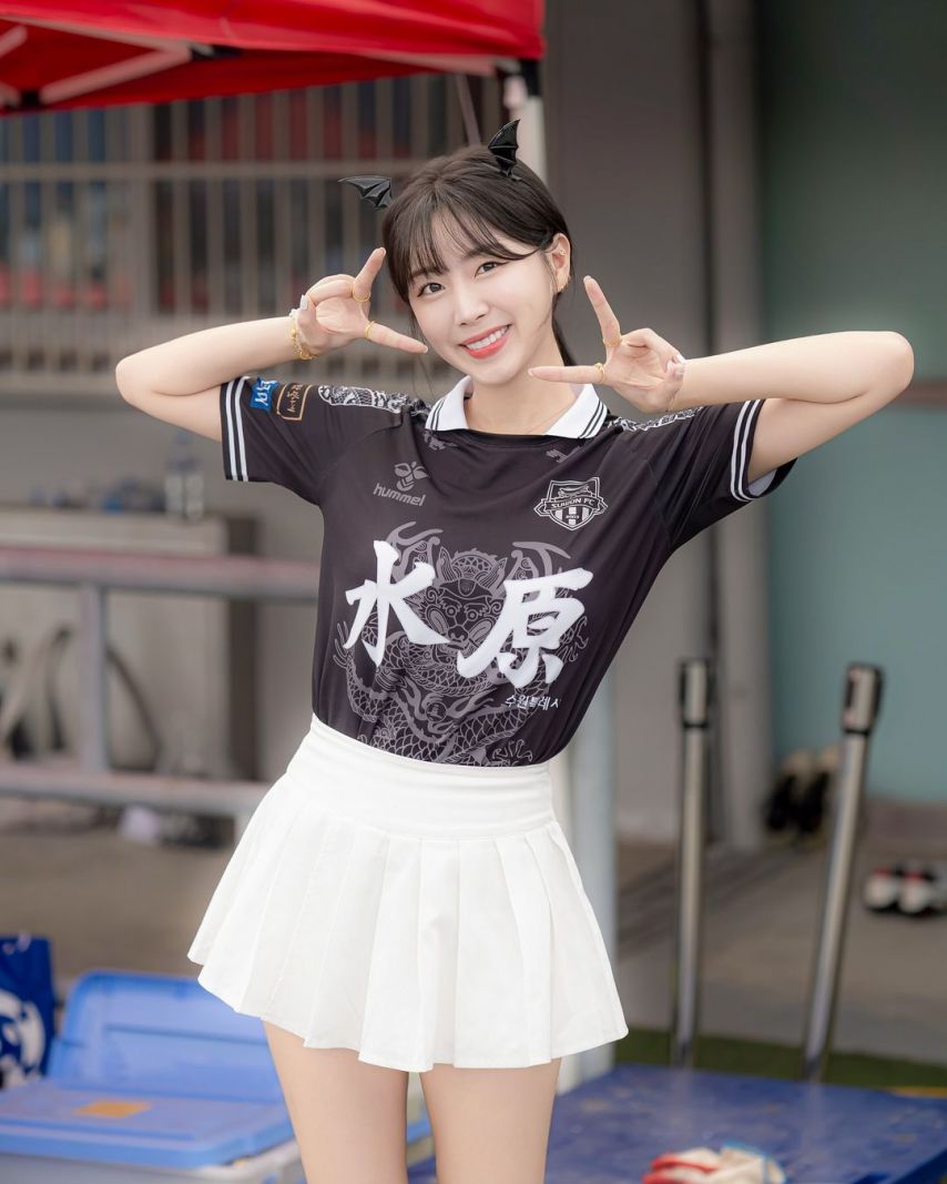 안지현