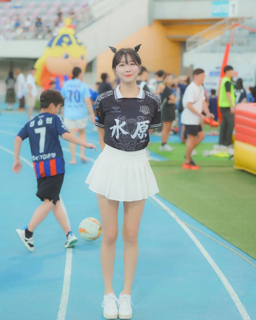 안지현