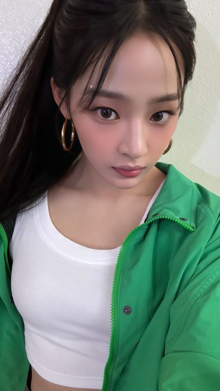 민지