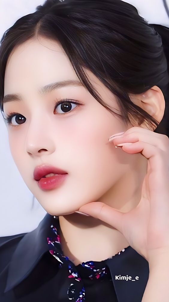 민지