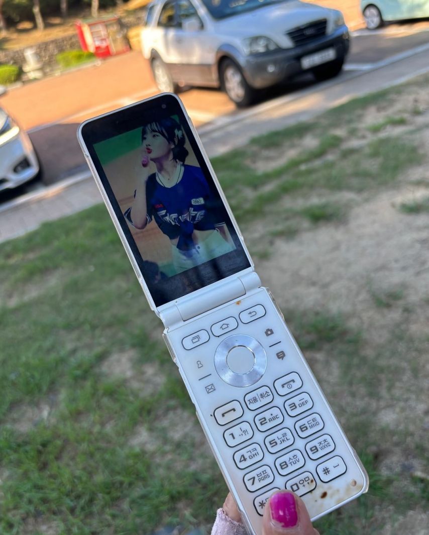 최홍라