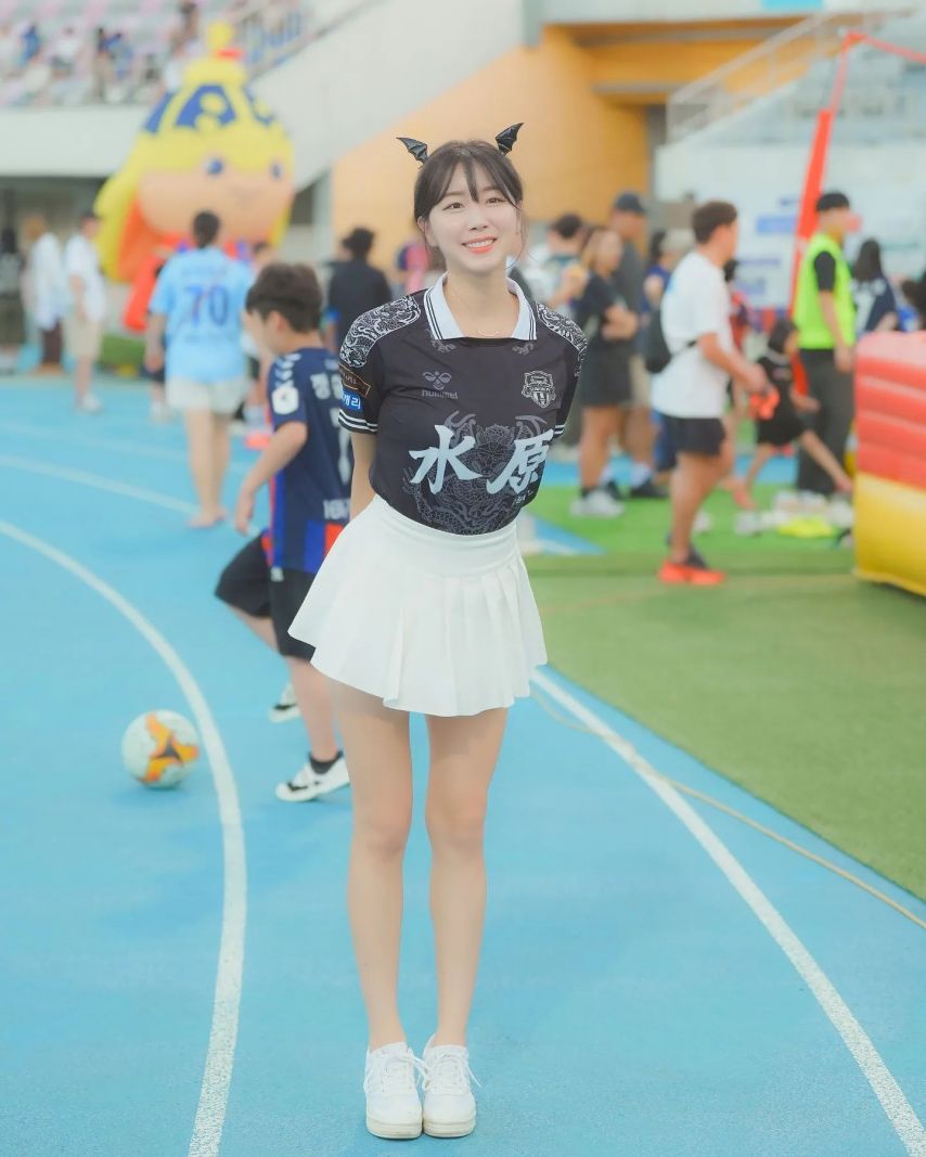 안지현