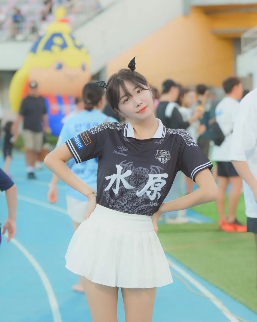 안지현