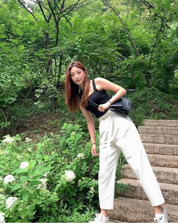 치어리더 윤오안나