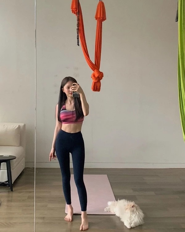 모델 임보나