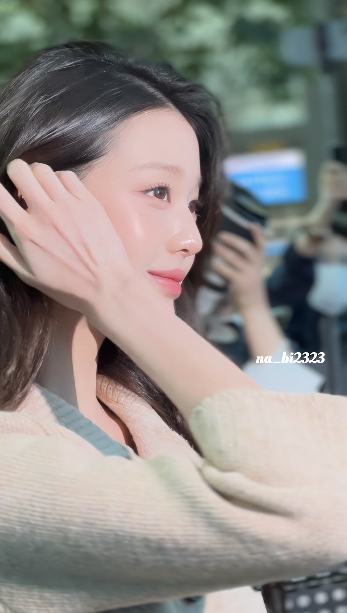 오늘자 아이브 장원영 공항 폰카짤