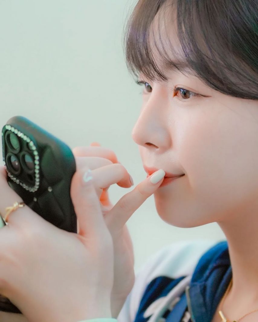 안지현