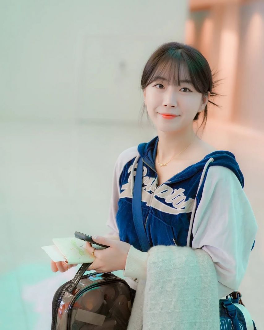 안지현